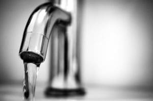 plastic water taste